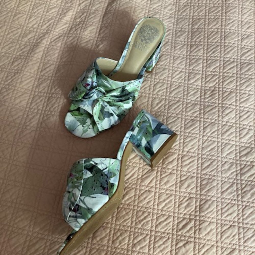 Sandal